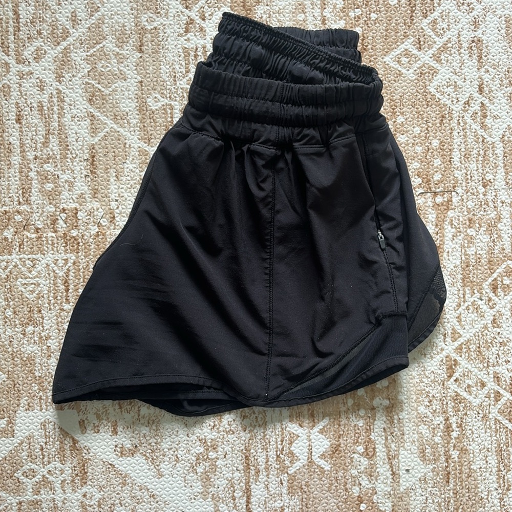 LULULEMON RUN SWIFT SHORTS - Picture 4 of 4